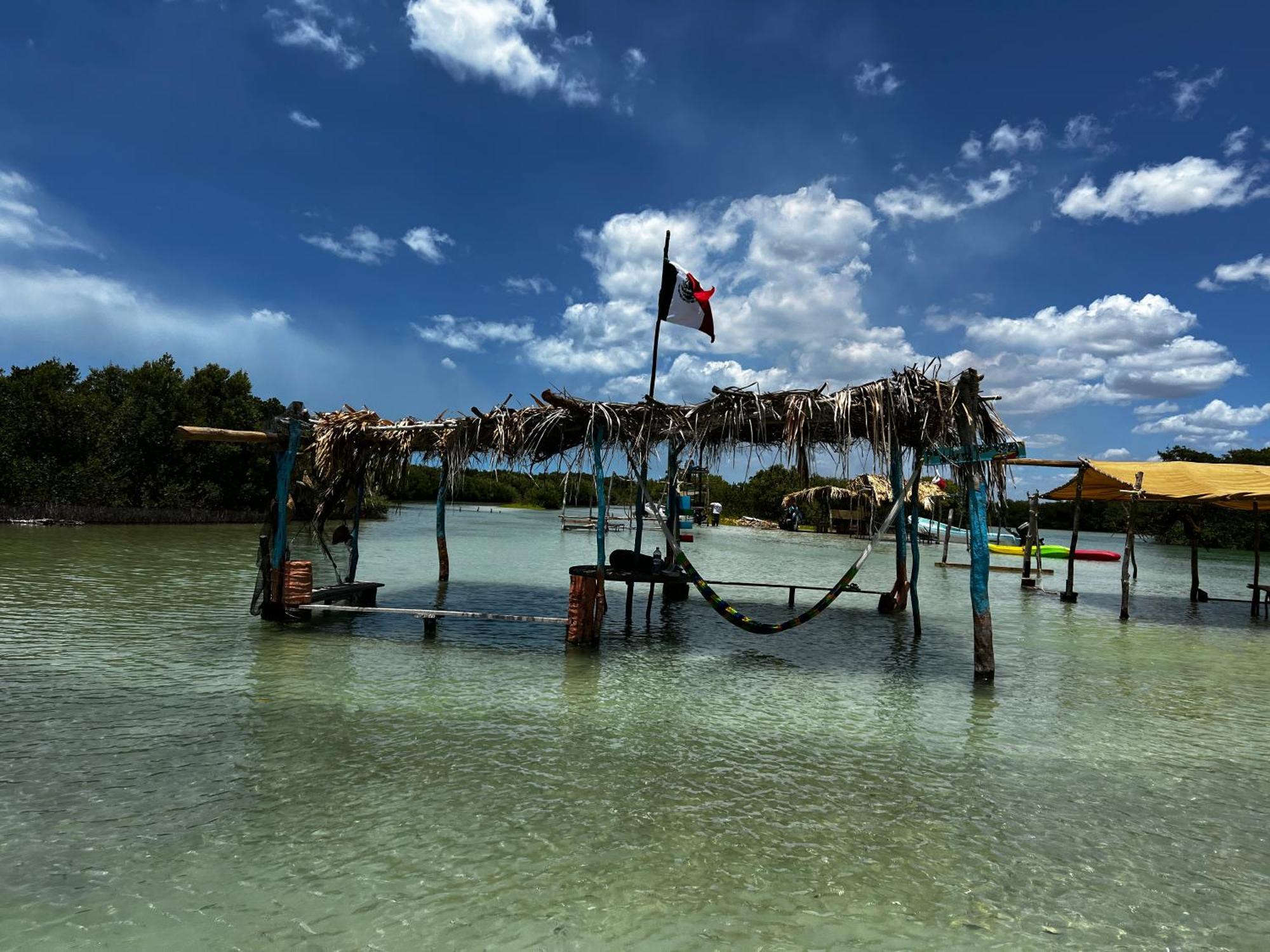 Casa Descanso Maya Con Alberca Privada, A 10 Min Del Aeropuerto 梅里达 外观 照片